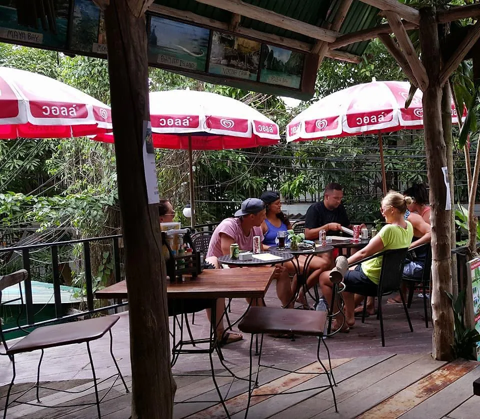 Tropical Garden Bungalow Phi Phi Don 2*,