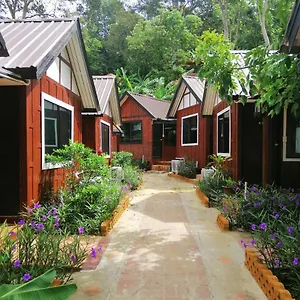 Resort Long, Ko Phi Phi