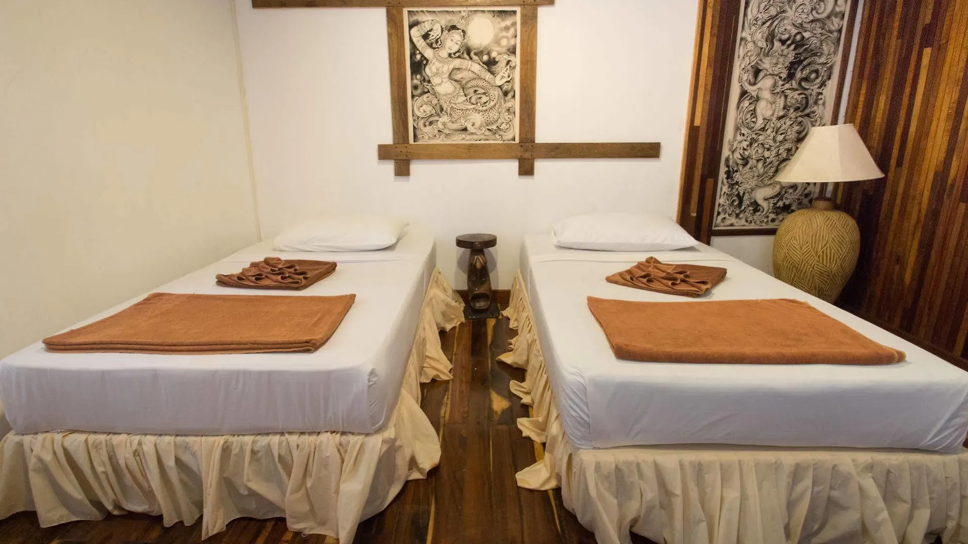 Tropical Garden Bungalow Phi Phi Don 2*,  Thailand