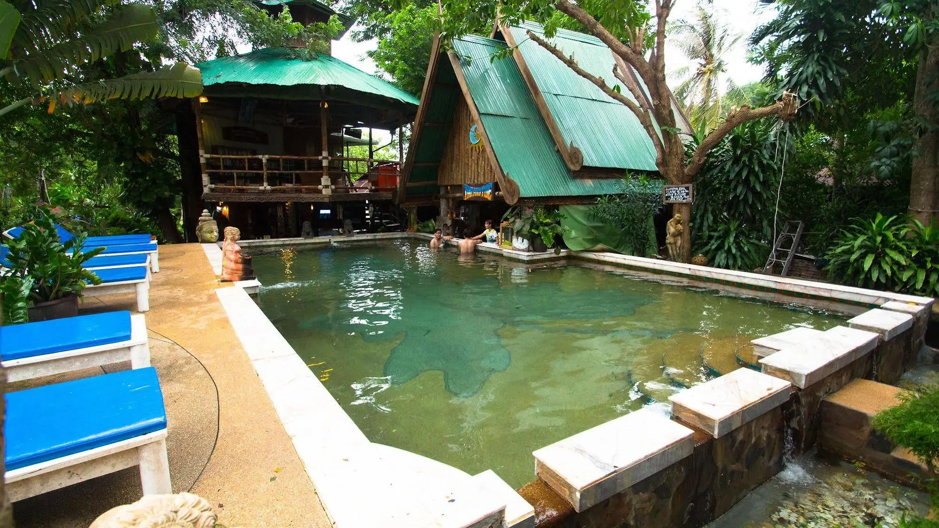 Tropical Garden Bungalow Phi Phi Don Resort